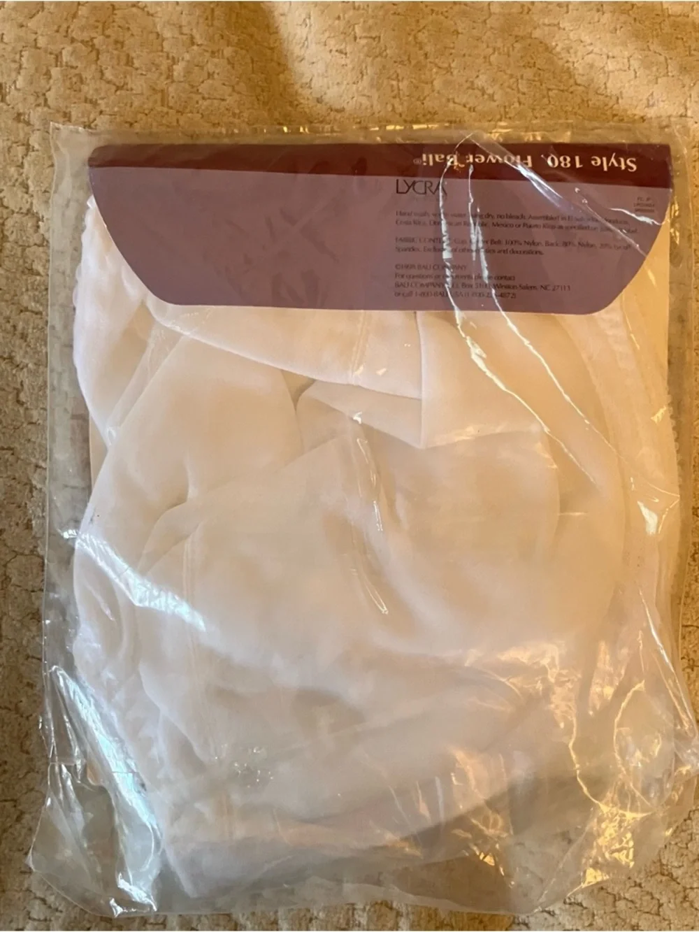 NWT Bali 0180 Flower Bali White Classic Support Unlined Underwire Bra Sz 38DDD